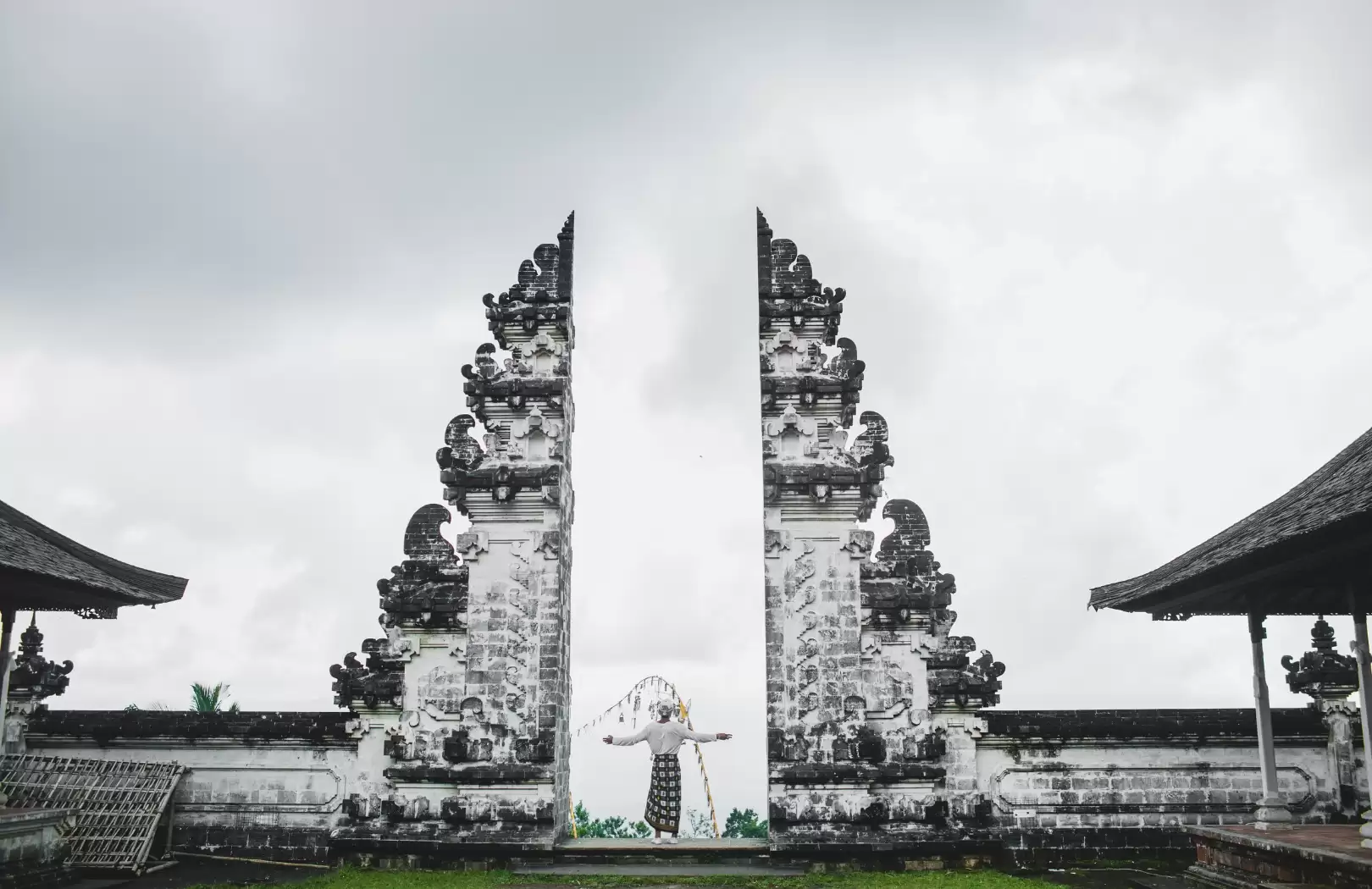 Bali Instagram: Gate Of Heaven Temple Tour